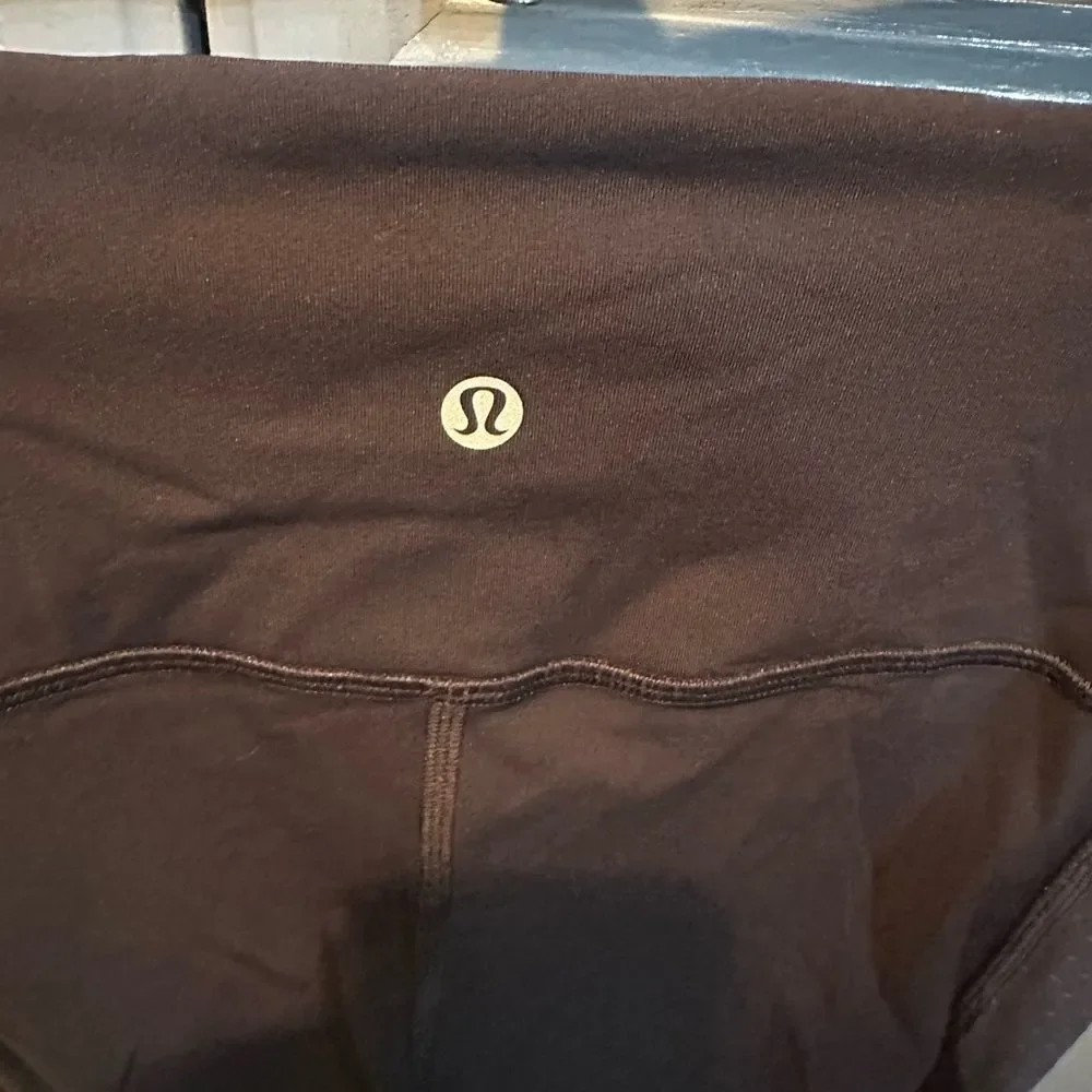 Lululemon Body Con Crop 6